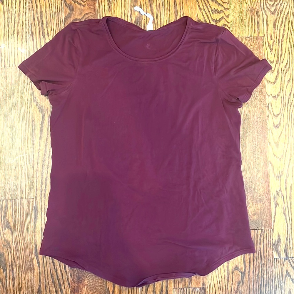 Lulu Lemon SS wine tee!